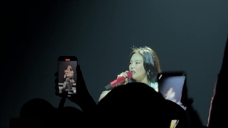 اجرای اهنگ f.t.s از KIM JENNIE ورژن فنکم(قبلا از یوتیوب دانلود کرده بودم)