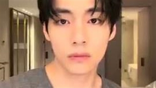 تهیونگ V آهنگ SWIM BTS کپ