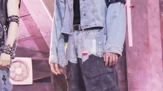 فنکم آی.ان عضو استری کیدز "I.N STRAYKIDS" اجرای "CHK CHK BOOM" در 'KBS'