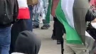 بچه‌های هیئت قمر بنی هاشمِ لندن پیام دادن و گفتن : خیالتون راحت! پارت 1 ما لندن رو حسینیه کردیم