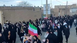 راهپیمایی مردم شهرک لوشکان قزوین در حمایت از رهبری و نیروهای موشکی در جنگ رمضان 1405