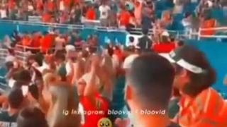 با وجود اینکه اینو ۸,۷ سال پیش دیدم باز مو به تنم سیخ میشه