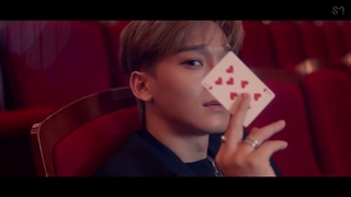 LOVE SHOT-EXO
