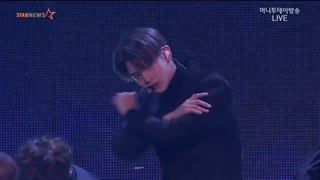Energetic, Burn it up, Wanna One_ AAA 2017