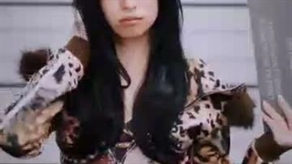 آهیون....اعلام:گروه استار کویین کامبک دارههههه آهنگ sheesh از بیبی مانستر اعضا بیاید.