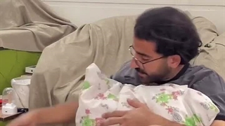 بچه ها اینجا جنگ شدیده شما مواظب خودتون باشین بوس