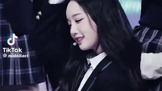 ادیت از yeoyeon ممبر triple s ( درخواستی)