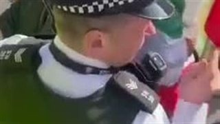 دستگیری بهنام زاپاتا یکی از اوباش سلطنت طلب توسط پلیس انگلیس