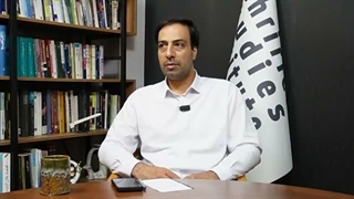14050423: معضل الیگارشی با فتح خیابان با مردم 30 میلیونی در گفتگو با محسن محمدی