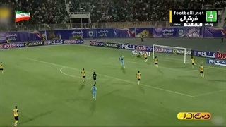 مدعیان لیگ برتر فوتبال را با پیروزی شروع کردند