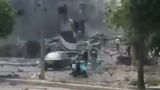 حمله‌ی هوایی سنگین اسرائیل به شهرک دیرالزهرانی در محله‌ی «الراس»