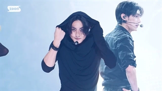 اجرای Bloody Paradise فیس کم جونگوون
