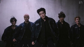 ام وی Blingy از NCT 127