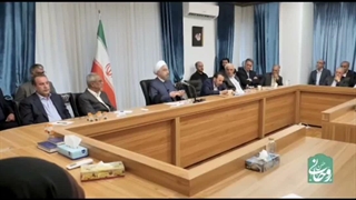 جنجال بر سر «پایان عزتمندانه جنگ»؛ واکنش تند نبویان به اظهارات روحانی