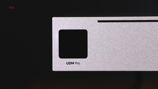 آنباکسینگ UniFi Dream Machine Pro | جعبه‌گشایی UDM Pro یوبیکیوتی