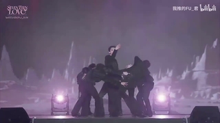 اجرای آهنگ fallin' flower از سونتین SEVENTEEN در فن میتینگ ژاپنی love 2023